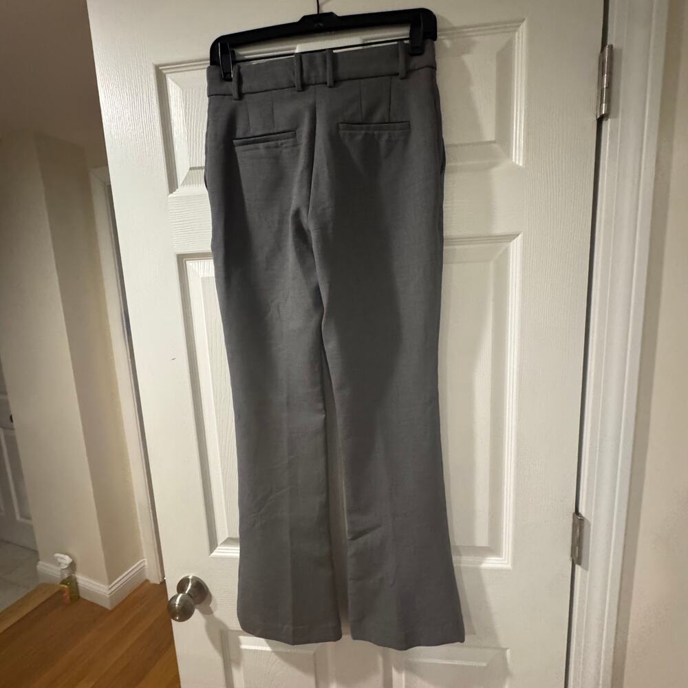 NWOT Aritzia Babaton Program Pant Gray High Rise Flare Trouser Size 6 - Picture 3 of 4